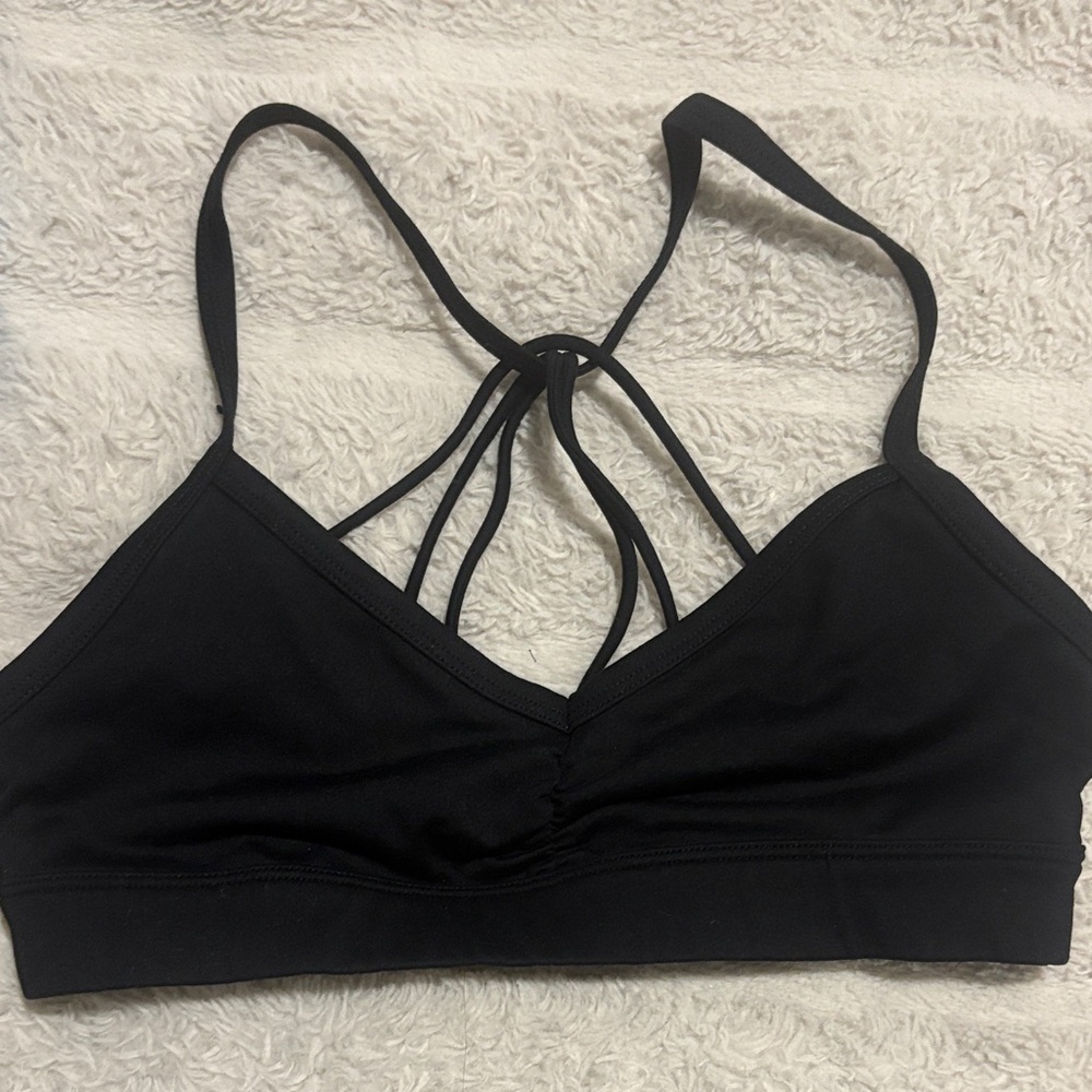 Alo sports bra